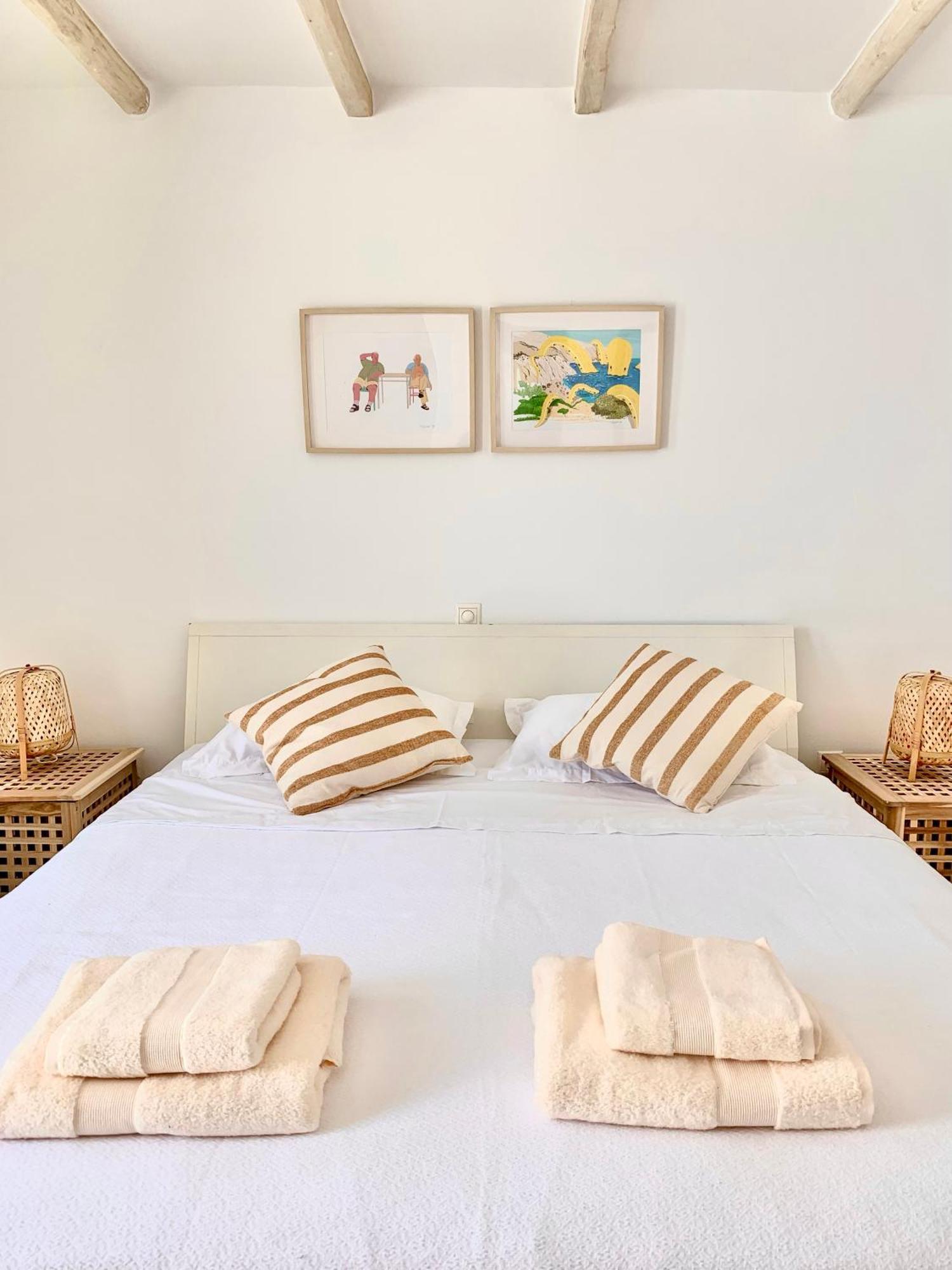 Magdalena Mykonos *